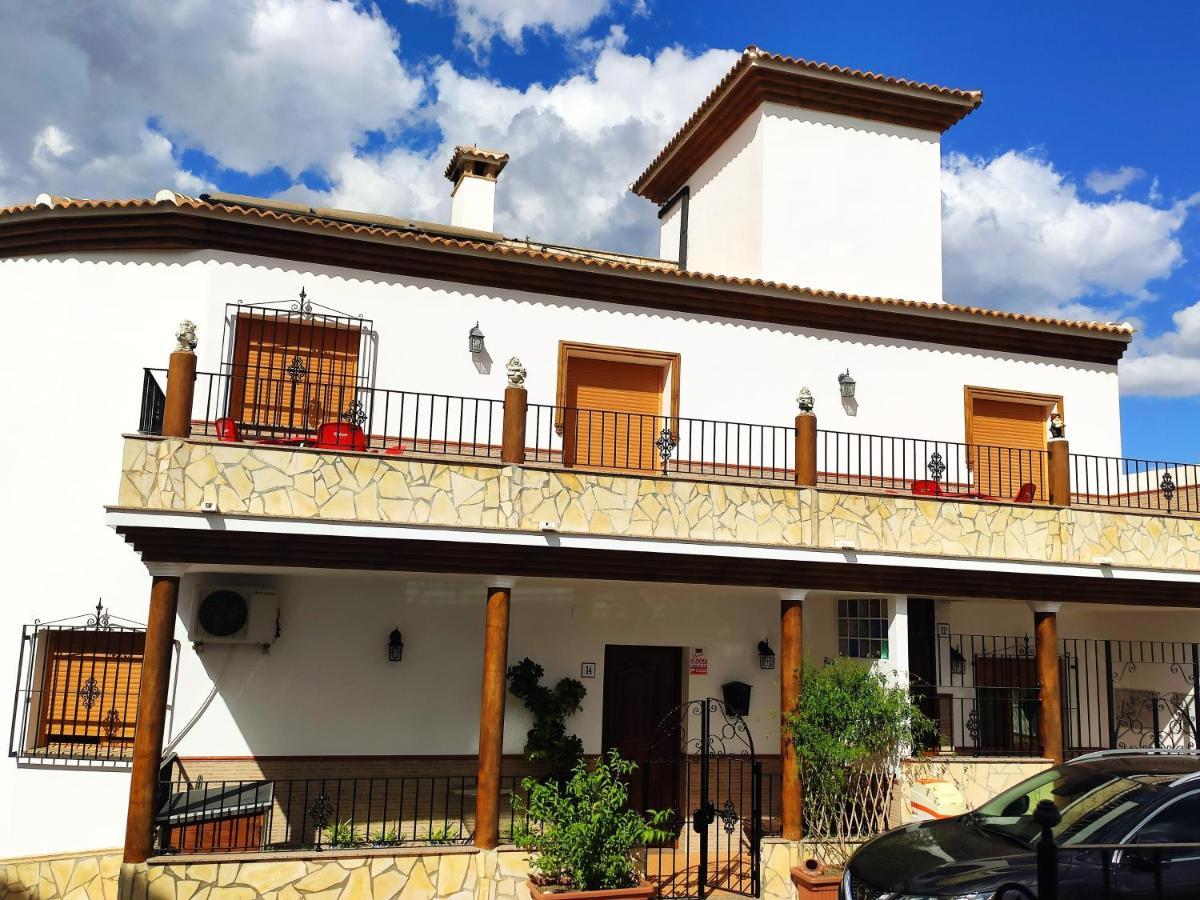 Casa Amplia Con Terraza En La Vinuela Vila Exterior foto